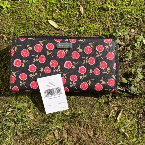 Kate Spade ♠️ Rose 🌹 wallet! 🆕 zip around clutch - Picture 5 of 5